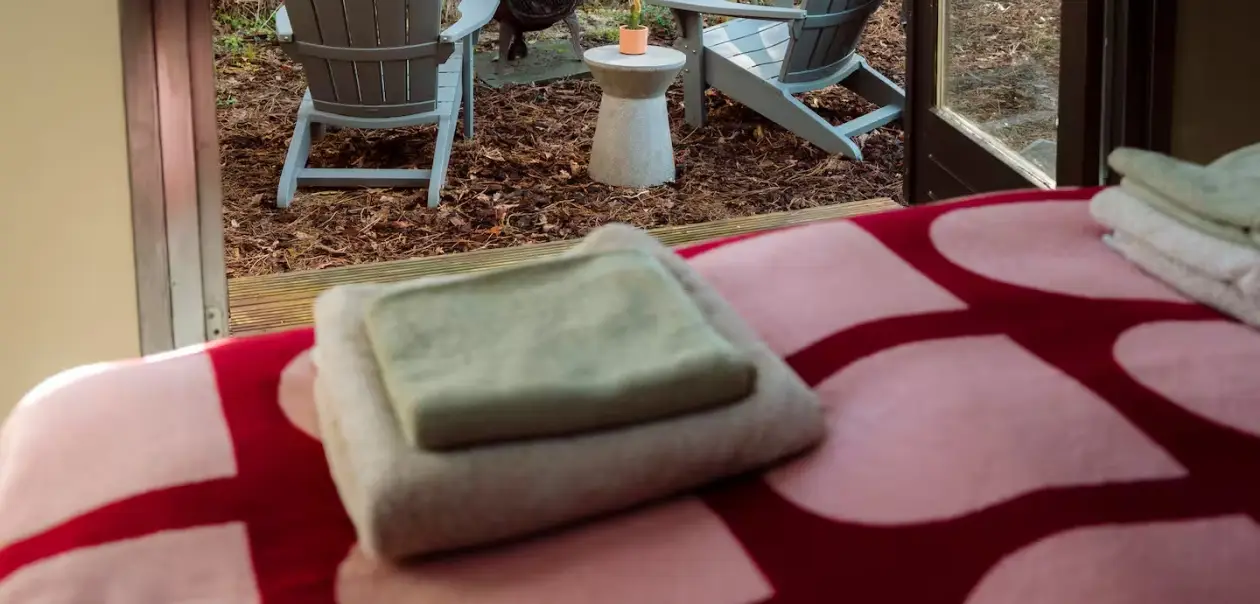 Camino Cabin met privé sauna aan de bosrand